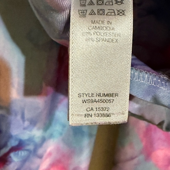 Floral Blue and Pink Leggings - Picture 8 of 9